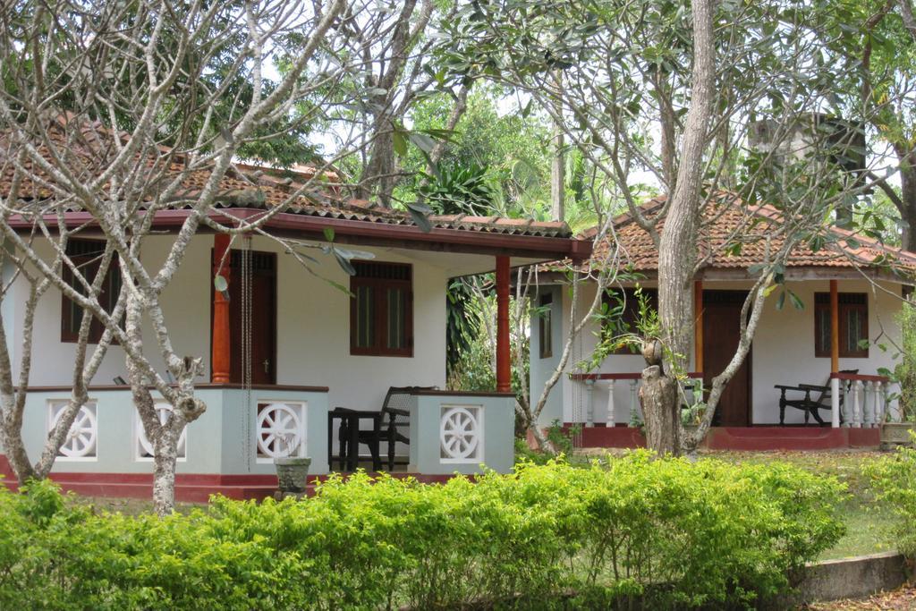 Calm Garden Cabanas Tangalle Exterior photo