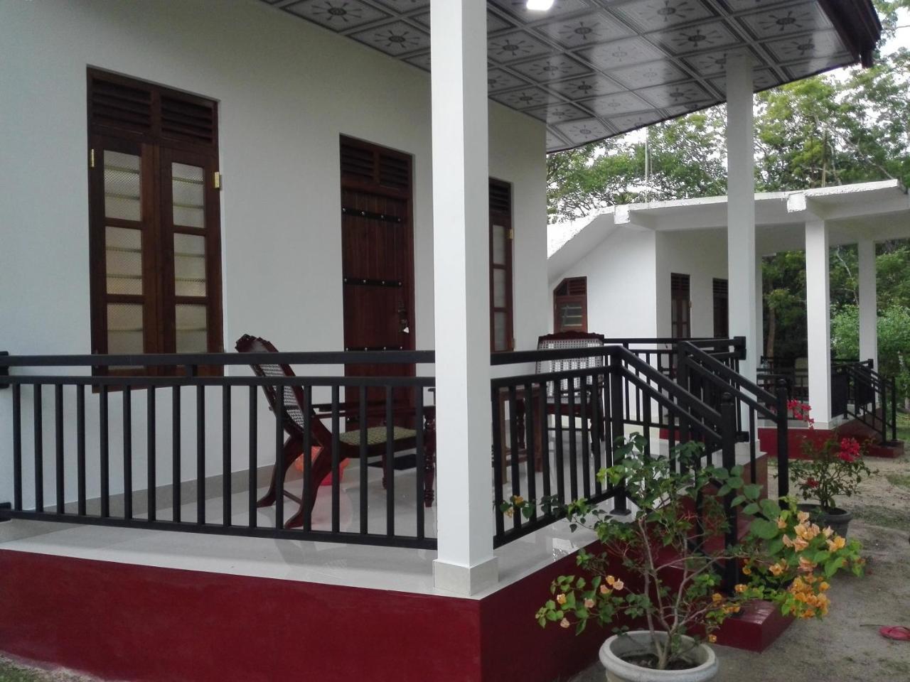 Calm Garden Cabanas Tangalle Exterior photo