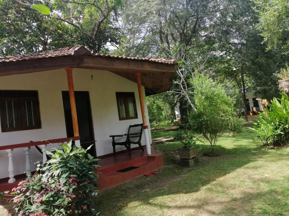 Calm Garden Cabanas Tangalle Exterior photo
